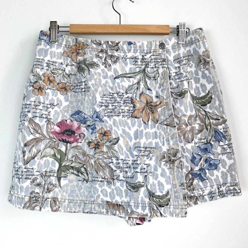 Vintage Stampede  Botanical Print Lightweight Denim Shorts Skort M
